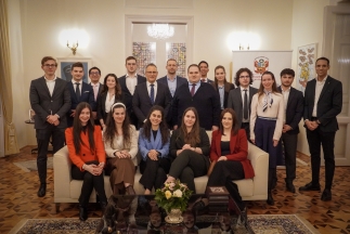 Diplomatajelöltjeink látogatása a perui nagykövet rezidenciáján